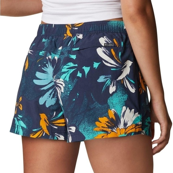 Columbia Sandy River II women’s shorts size XXL floral bird print navy - Picture 3 of 8